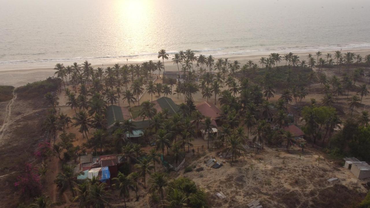 C Roque Beach Resort Колва Екстер'єр фото
