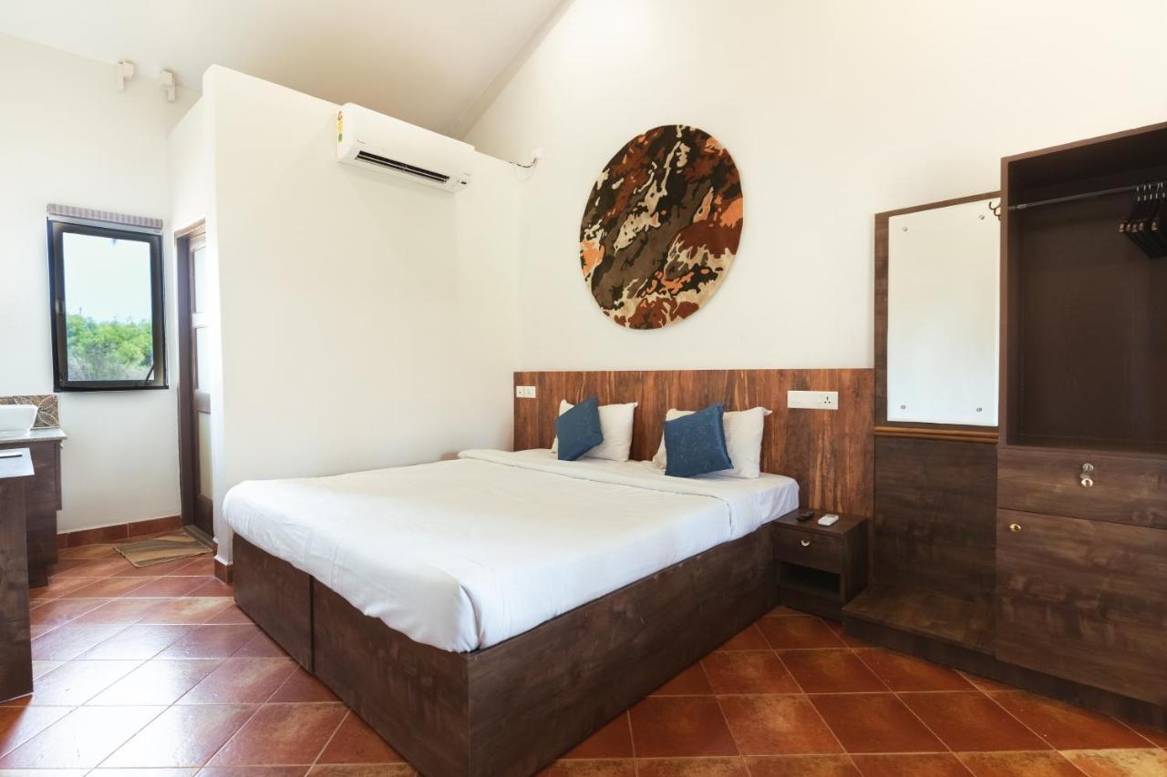 C Roque Beach Resort Колва Екстер'єр фото